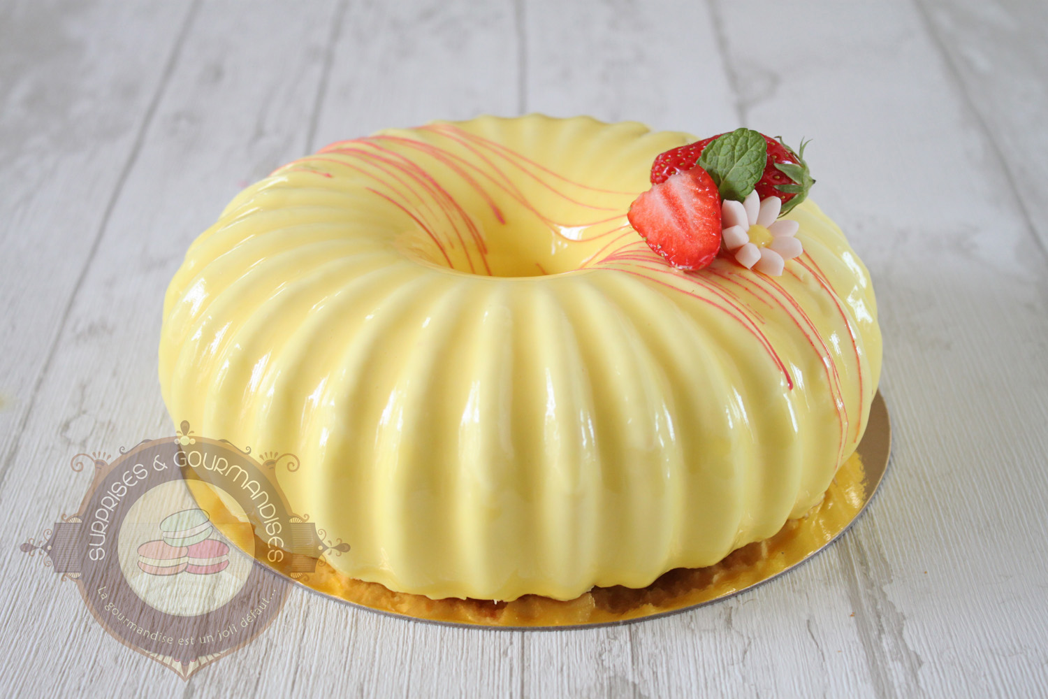 Entremets fraise citron - Yellow de Christophe Felder - Surprises et Gourmandises