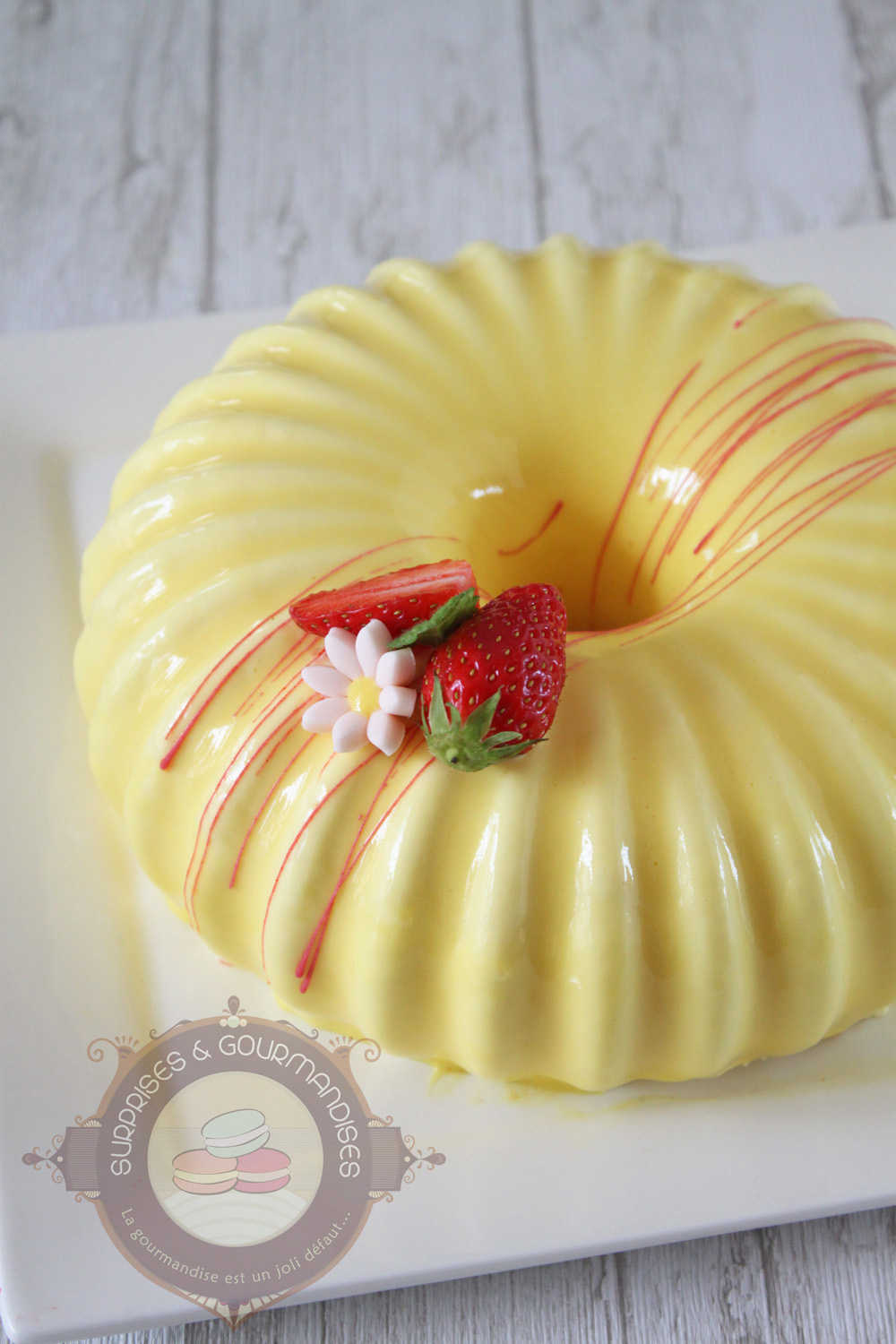 Entremets fraise citron - Yellow de Christophe Felder - Surprises et Gourmandises