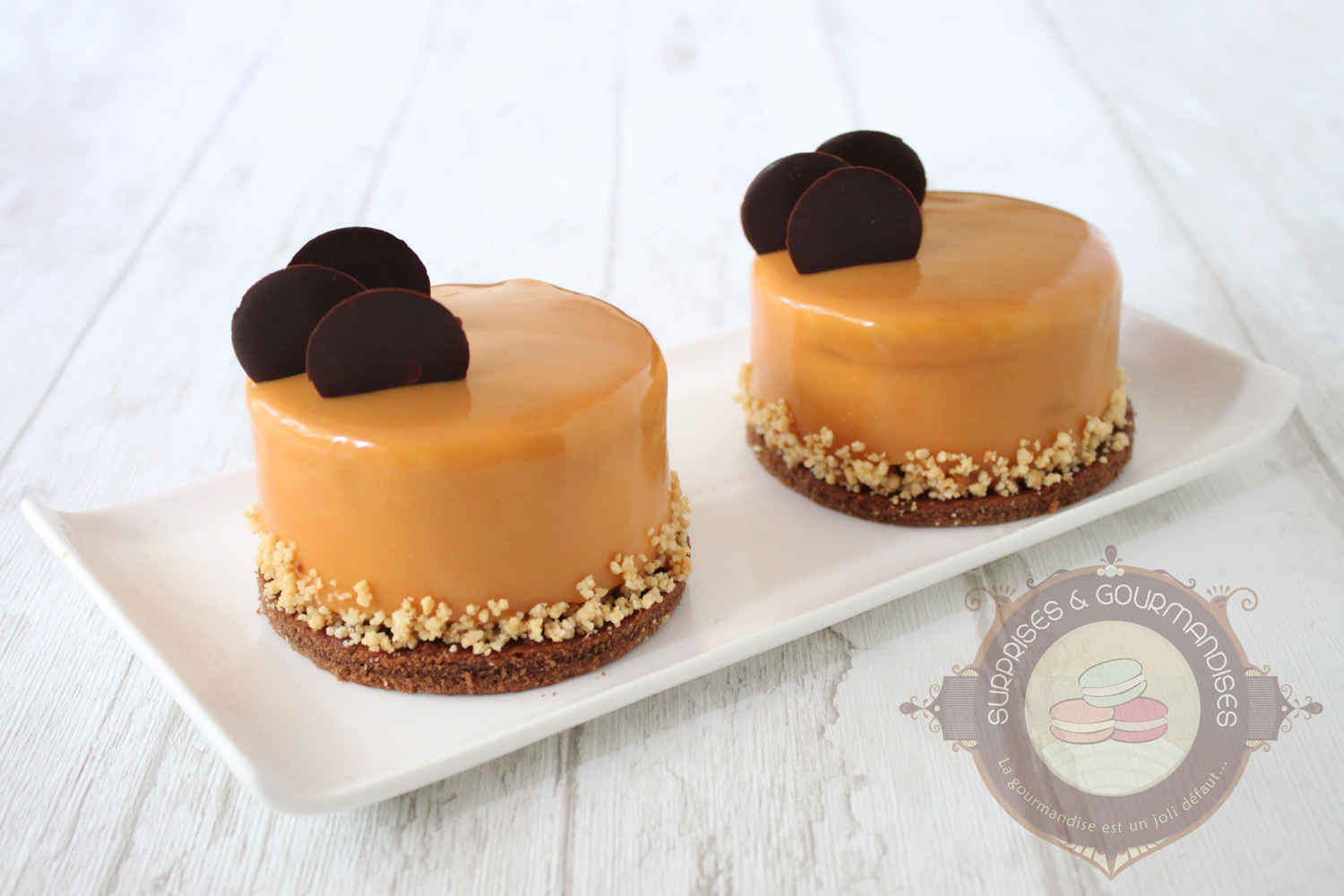 Petits entremets banane, chocolat et cacahuète - Surprises et Gourmandises
