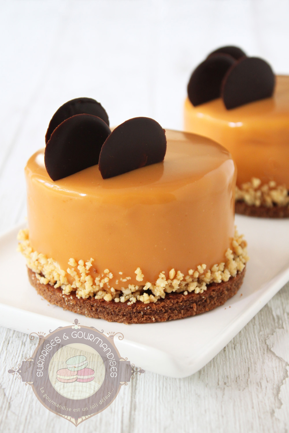 Petits entremets banane, chocolat et cacahuète - Surprises et Gourmandises