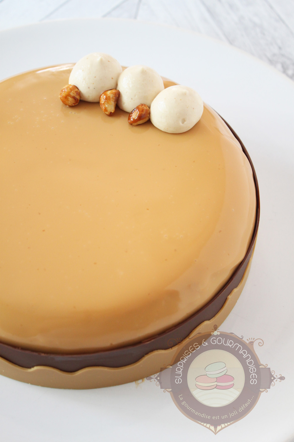 Le choc'carahuète - entremets chocolat, caramel et cacahuète - Surprises et Gourmandises