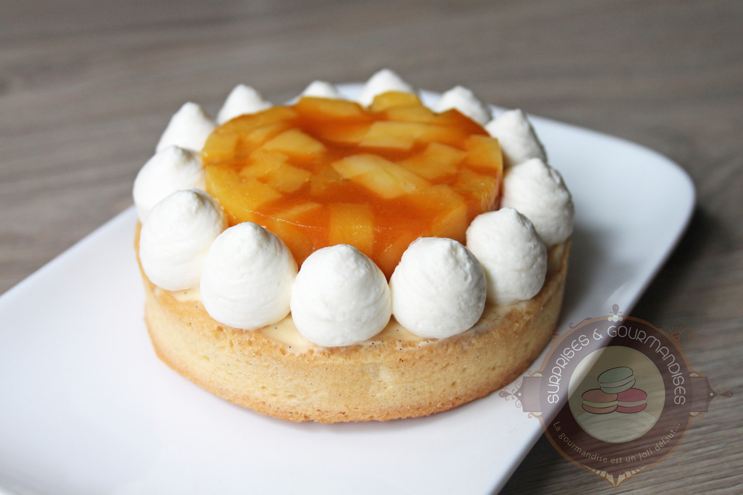 Tarte Lolita d'Arnaud Larher - tarte abricot, mangue, vanille et amande amère - Surprises et Gourmandises