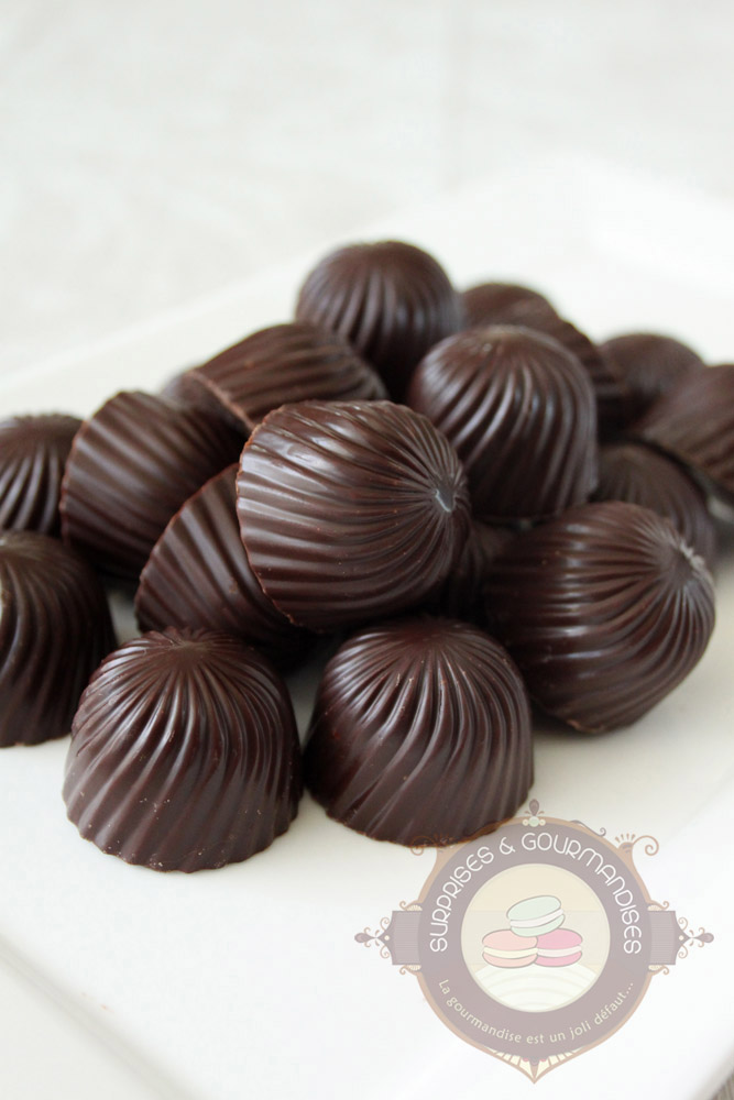 Bonbons chocolat au praliné croustillant - Surprises et Gourmandises
