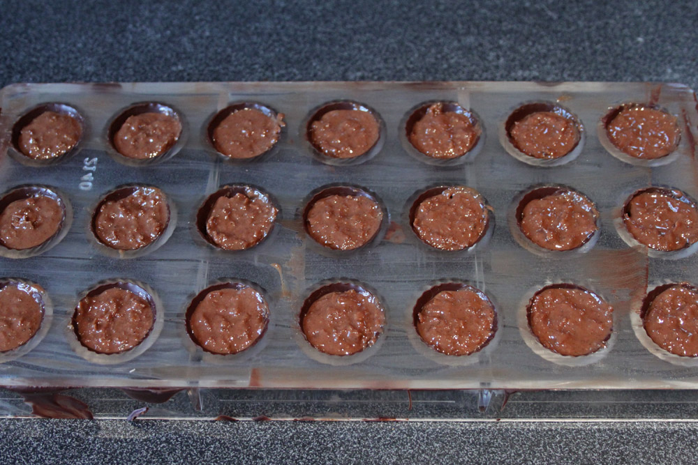 Bonbons chocolat au praliné croustillant - Surprises et Gourmandises