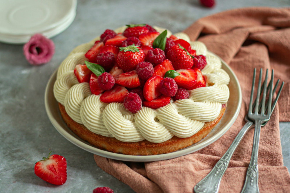 Tarte financier aux fruits rouges - Surprises et Gourmandises