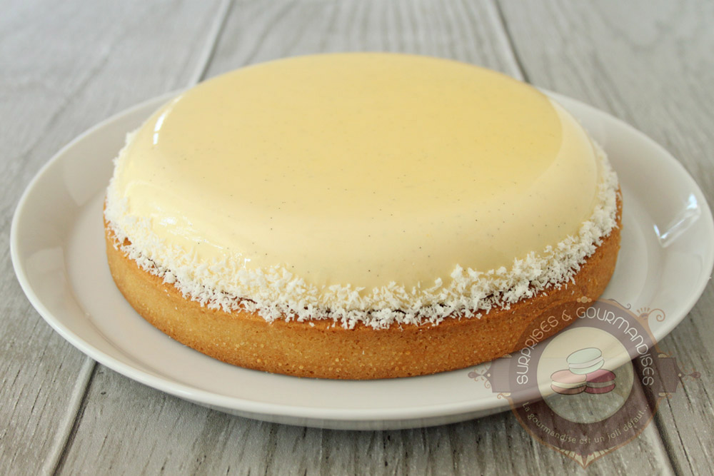 Tarte entremets aux saveurs exotiques - vanille, passion et ananas - Surprises et Gourmandises