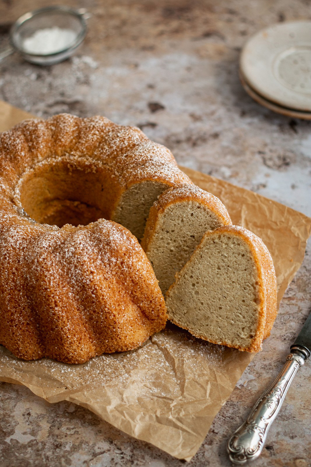 Cake vanille inspiré de Maxime Frédéric (ou comment se débarrasser d'un max de blancs d’œufs ? ) - Surprises et Gourmandises