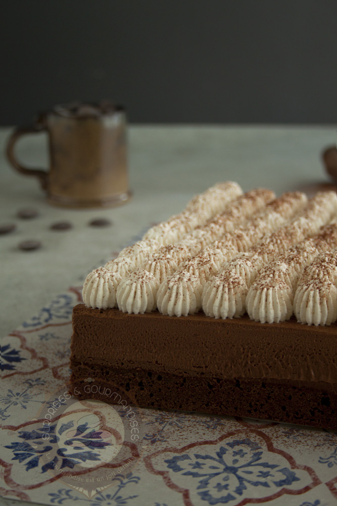 Entremets chocolat et fleur de sel, chantilly vanille tonka - Surprises et Gourmandises