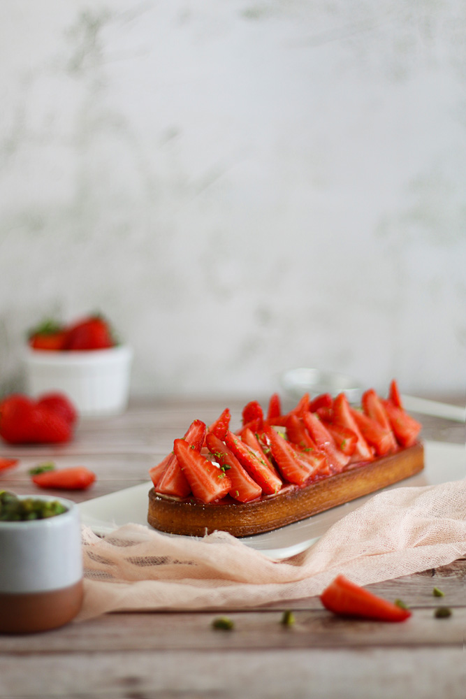 Tarte fraise, vanille et pistache - Surprises et Gourmandises