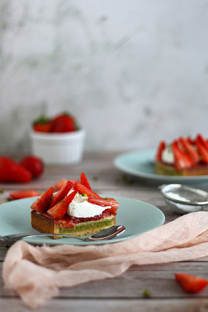 Tarte fraise, vanille et pistache - Surprises et Gourmandises