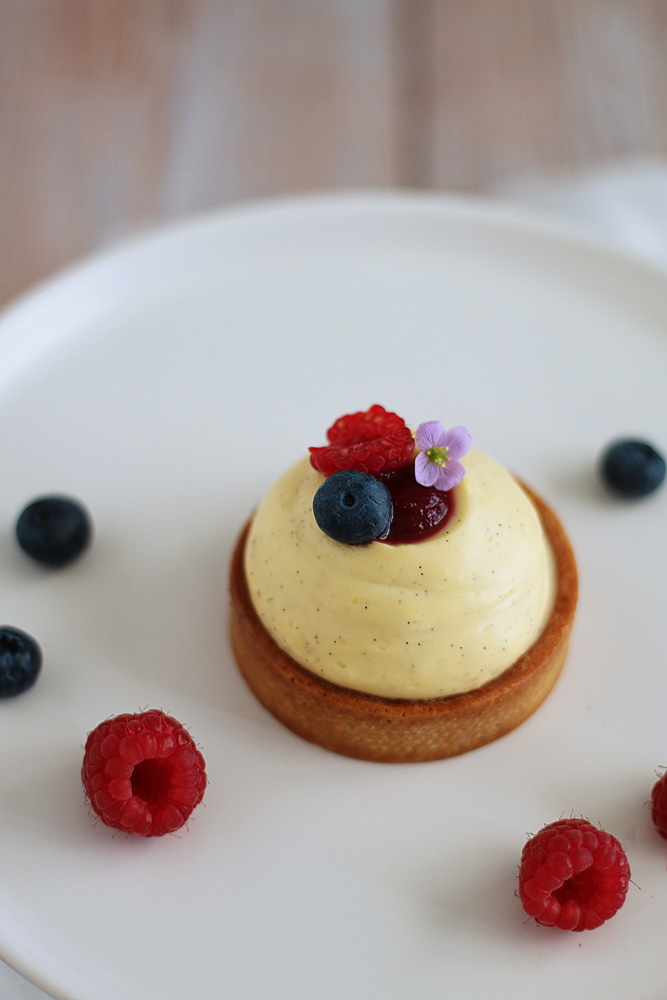Tartelettes vanille, cassis et framboise - Surprises et Gourmandises